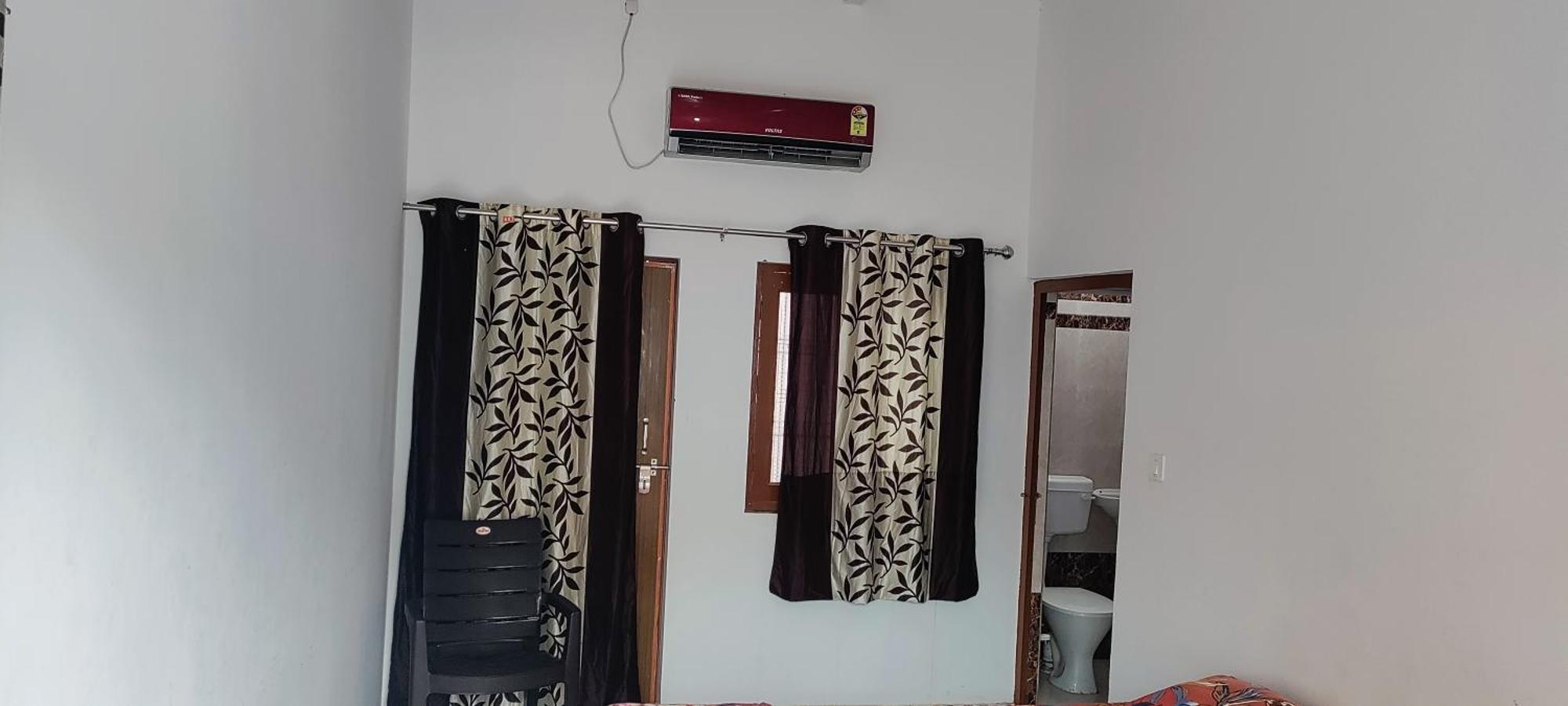 Nidhivan Homestay Vrindavan Room photo